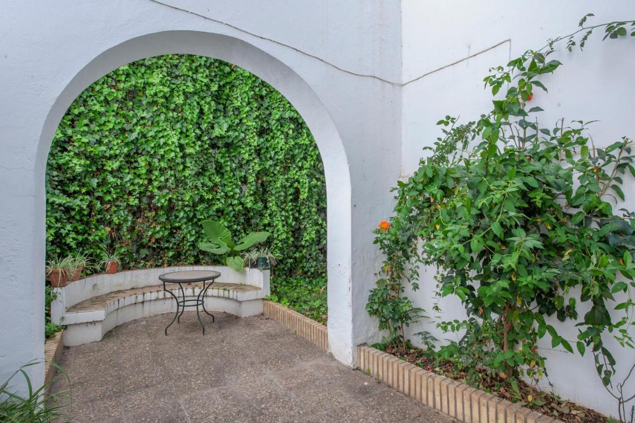 O&L Aire - Spacious And Bright Apartment In The Heart Of Sevilla Bagian luar foto
